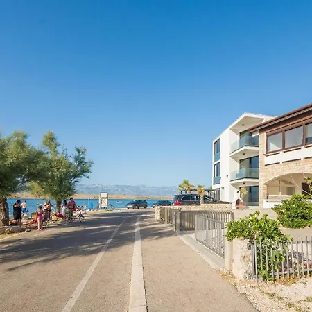 Apartment By The Sea - 19679